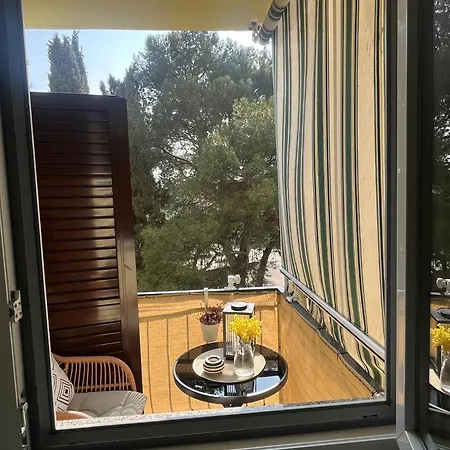 Summer Escape With Free Street Parking Apartament Rovinj